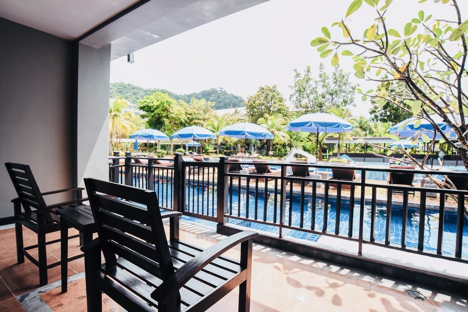 Ramada By Wyndham Aonang Krabi Hotel Exterior photo
